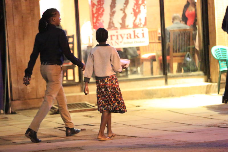 City drug dealers hiring street kids to trade guns, heroin