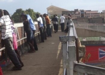 Mapenzi Ya Dhati : Why Lovebirds Flock Nairobi Footbridges On Sundays