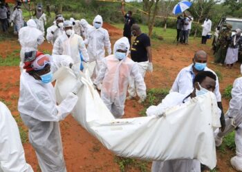 Man accused of impregnating daughters admits killing, burying father.